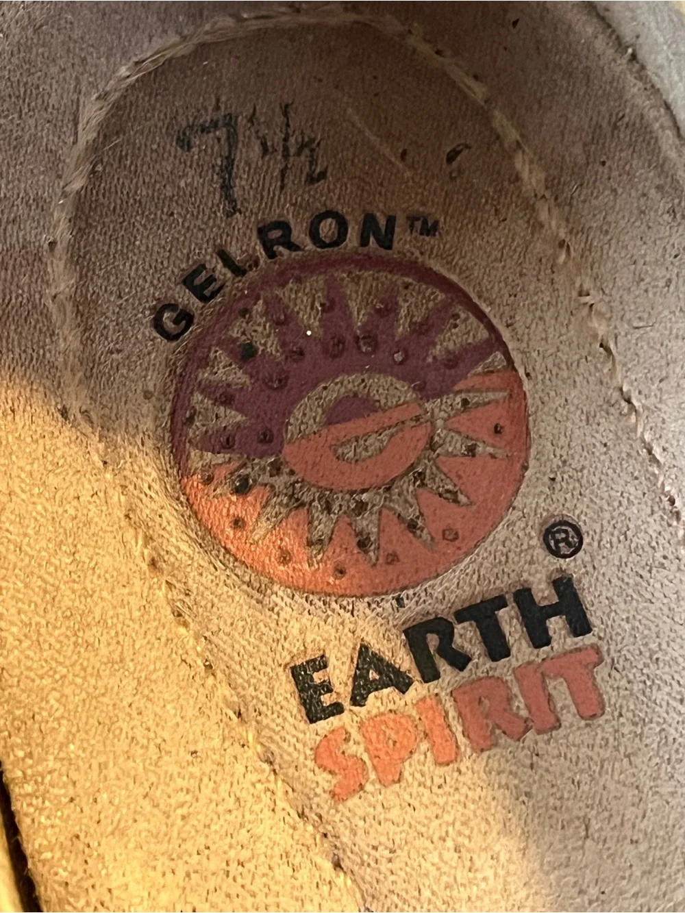 Earth Spirit Gelron Women's Brown Closed-Toe Sandal 7.5 with Hook-and-Loop Strap
